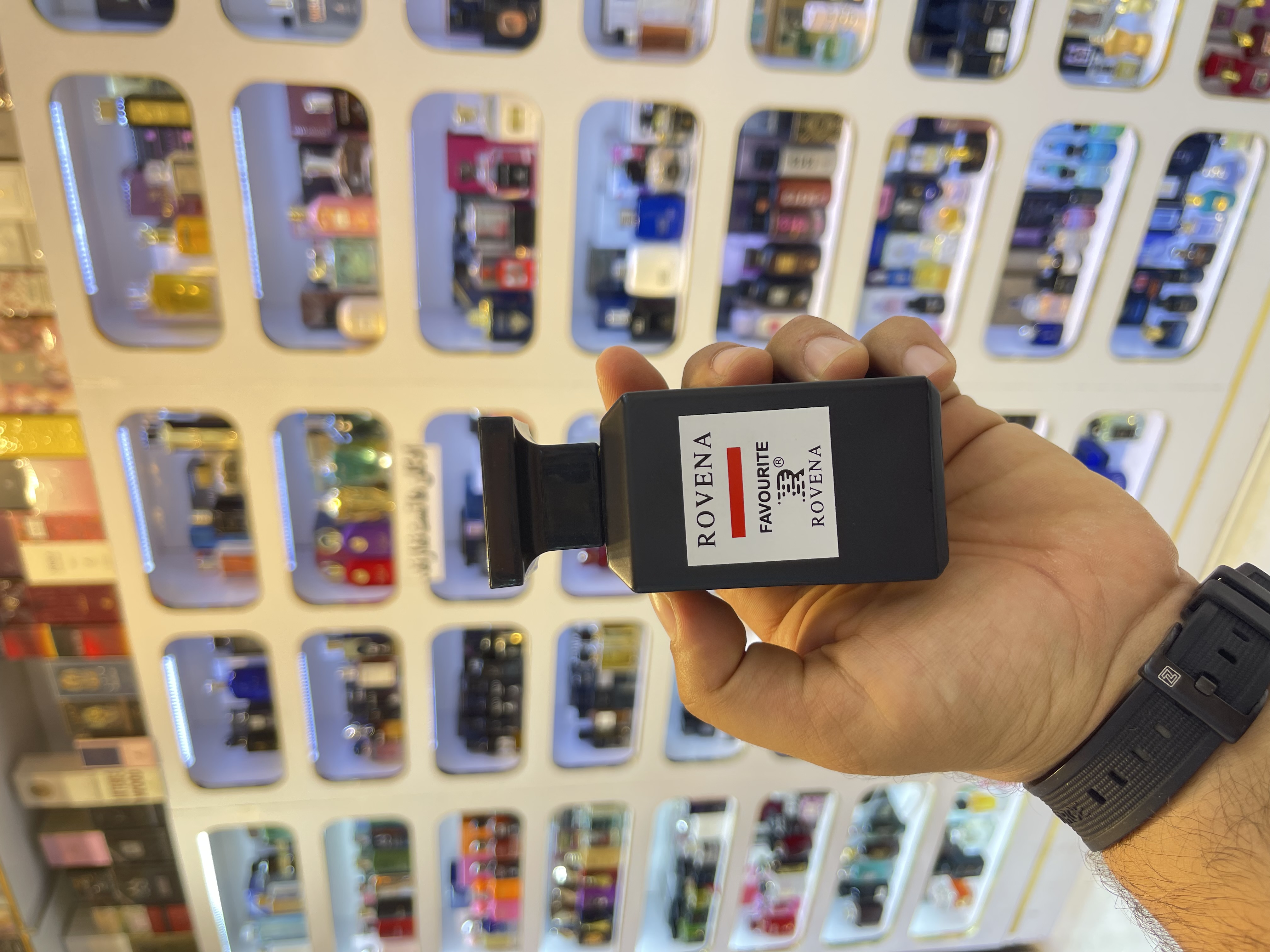 عطر ادکلن تام فورد فاکینگ فابولوس
